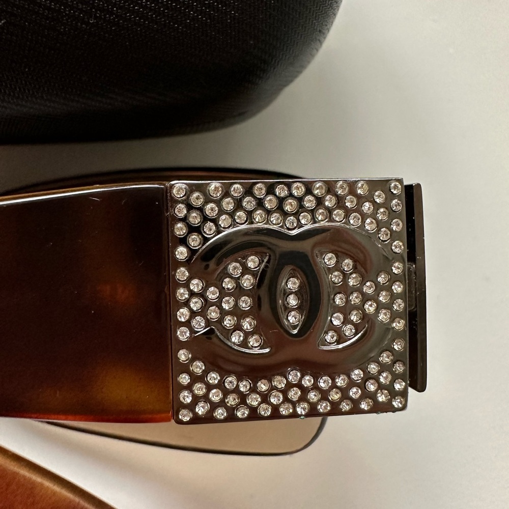 Authentic Chanel Tortoise Sunglasses with Rhinestone 4117-B C.275/13 62.16 125 - Picture 6 of 16